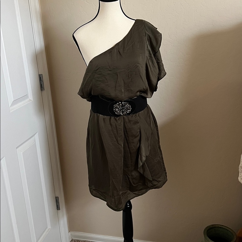 City Triangles Khaki Dress with Black belt